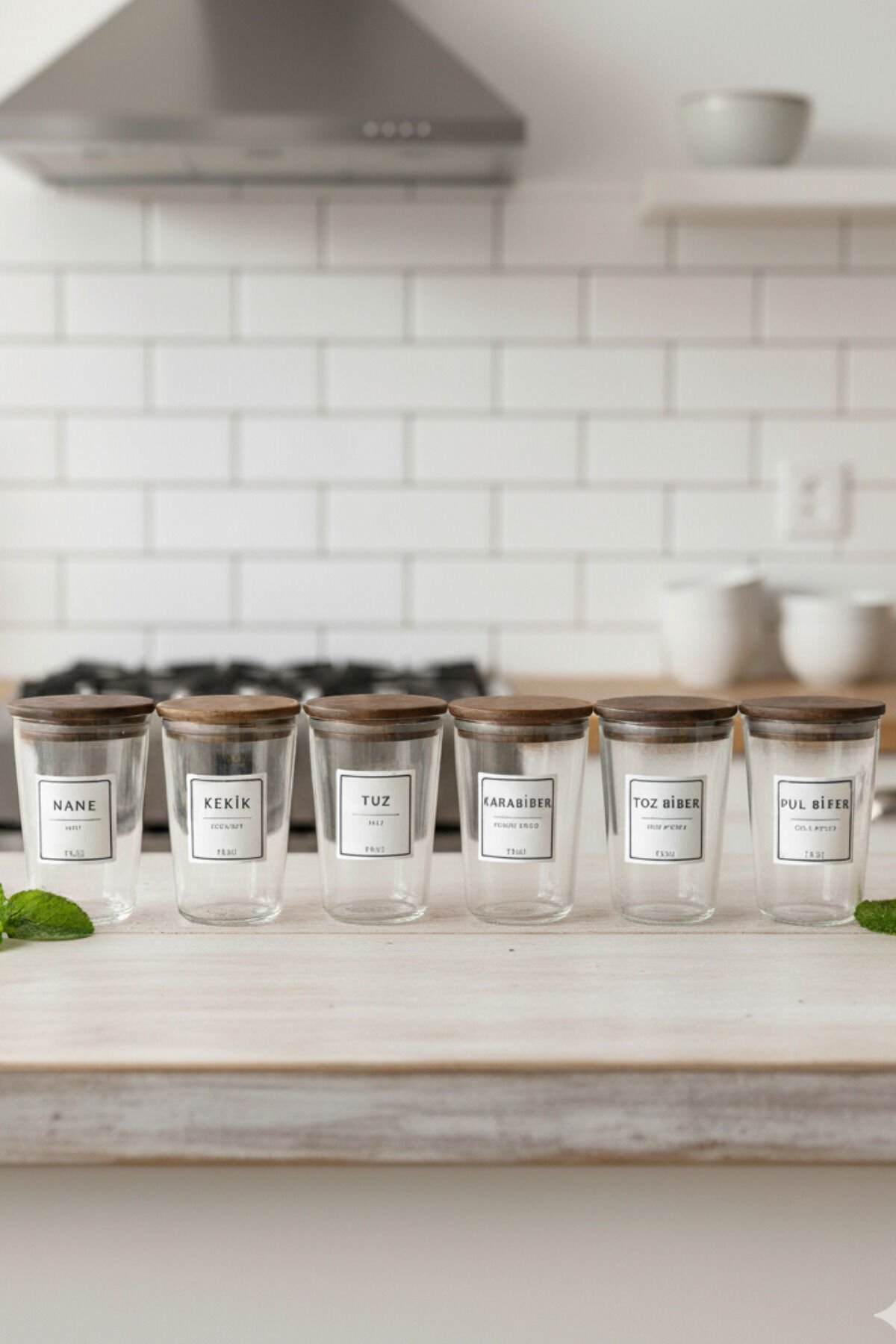 Motto Plus - 6'lı Tulip Ağacı Vakum Kapaklı Etiketli Cam Saklama Kabı Baharatlık Seti 400 ml