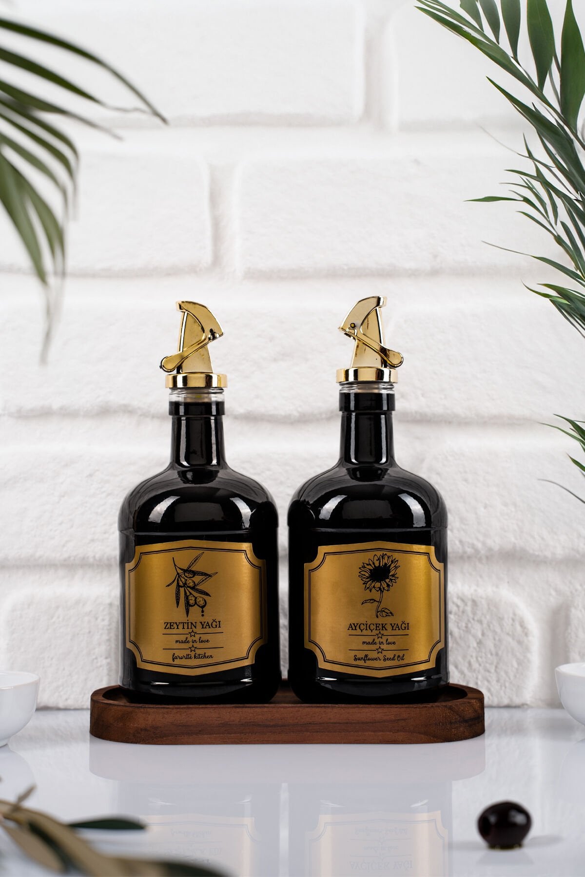 Moss 2'li Ahşap Standlı Damlatmaz Zeytinyağı Sıvıyağ Şişesi Cam Yağdanlık Seti 500 ml Siyah